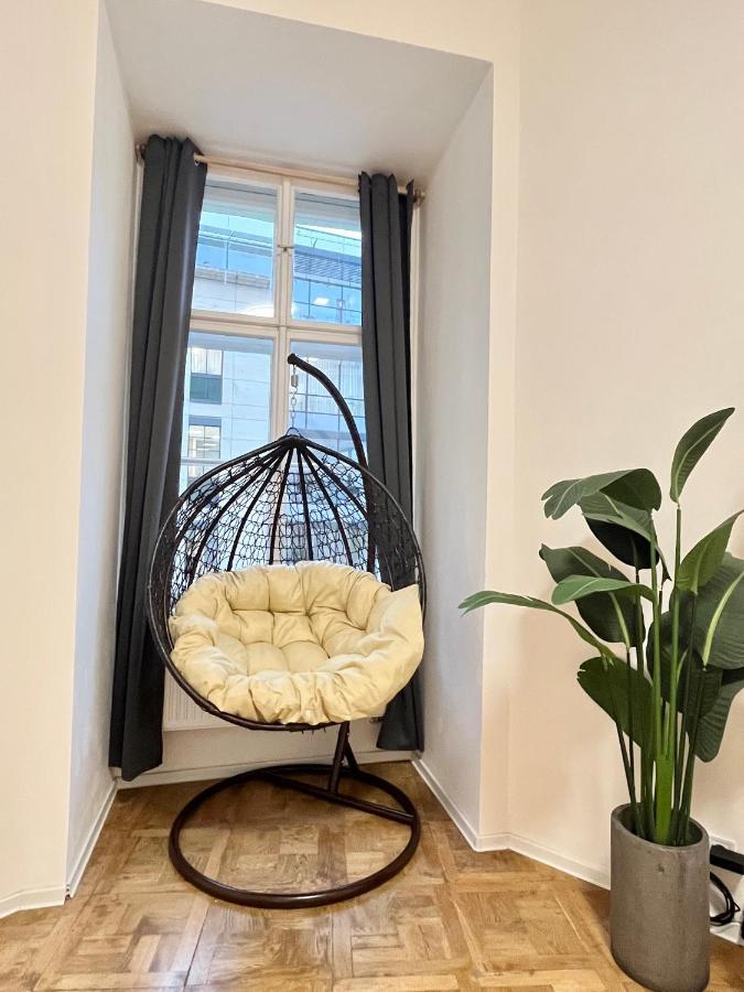 Apartment Spacious 2bdr With Free Parking In Wenceslas Square *